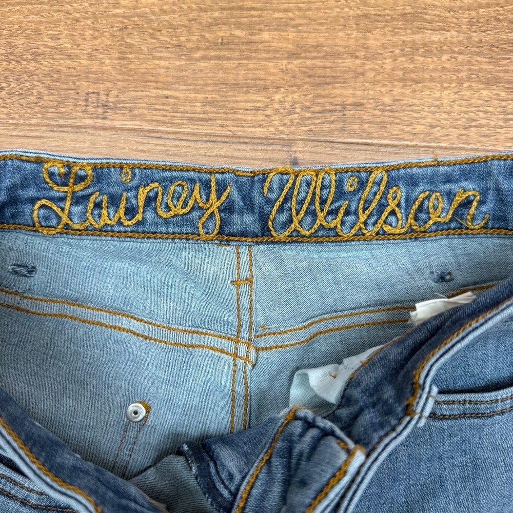 Wrangler Lainey Wilson Women 29* Bell Bottom Jean High Rise Raw Hem Western Boho - Picture 3 of 8